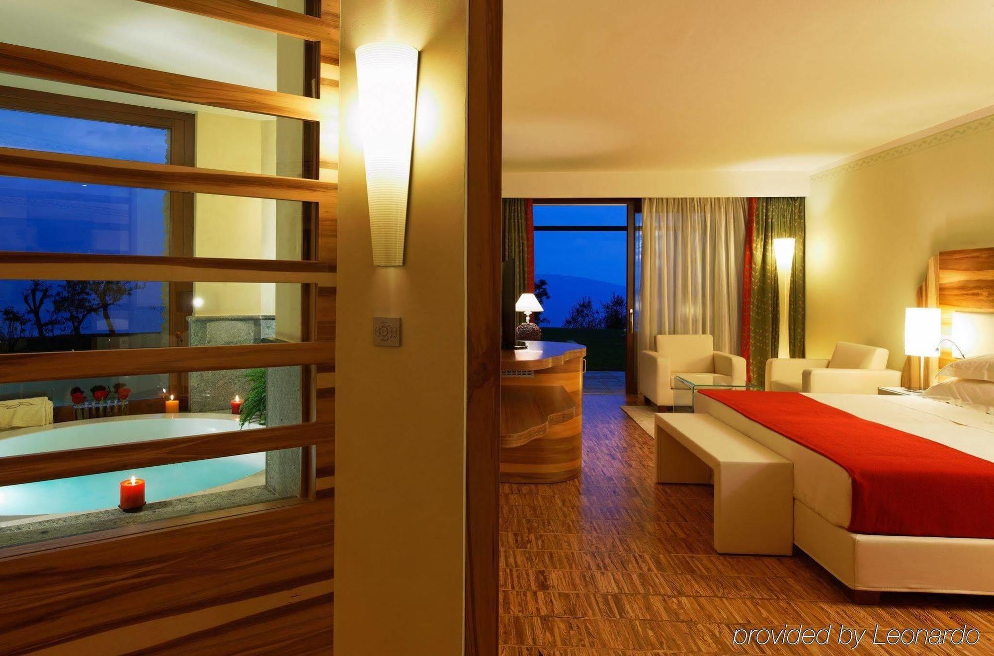 Lefay Resort & Spa Lago Di Garda Gargnano Room photo